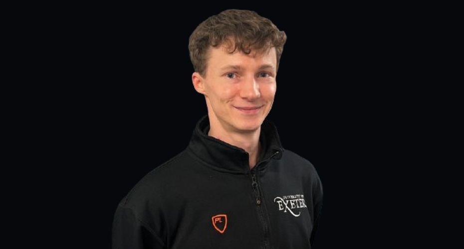 Head and shoulders photo of will donohue.